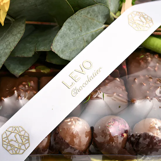 Levo Square Chocolate Tray | Congratulation Blooms