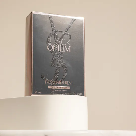 عطر بلاك أوبيوم للنساء من إيف سان لوران | 90 مل