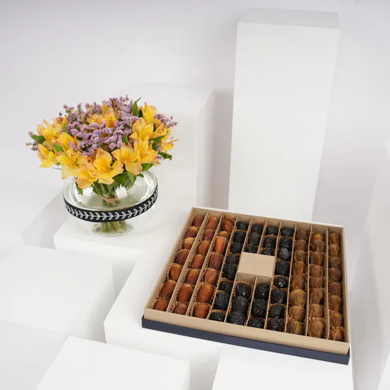 Nua Large Luxury Box | Bright Flowers