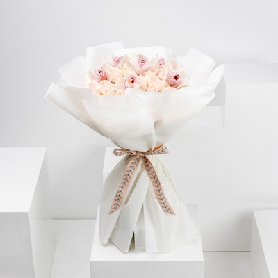 Pinky By Ingy Alengbawy | Roses & Cymbidium