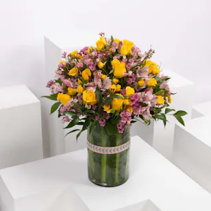 Radiant Harmony | Flowers Vase