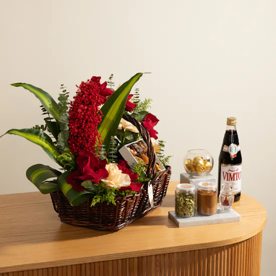 Floward Ultimate Sharing Gift Hamper