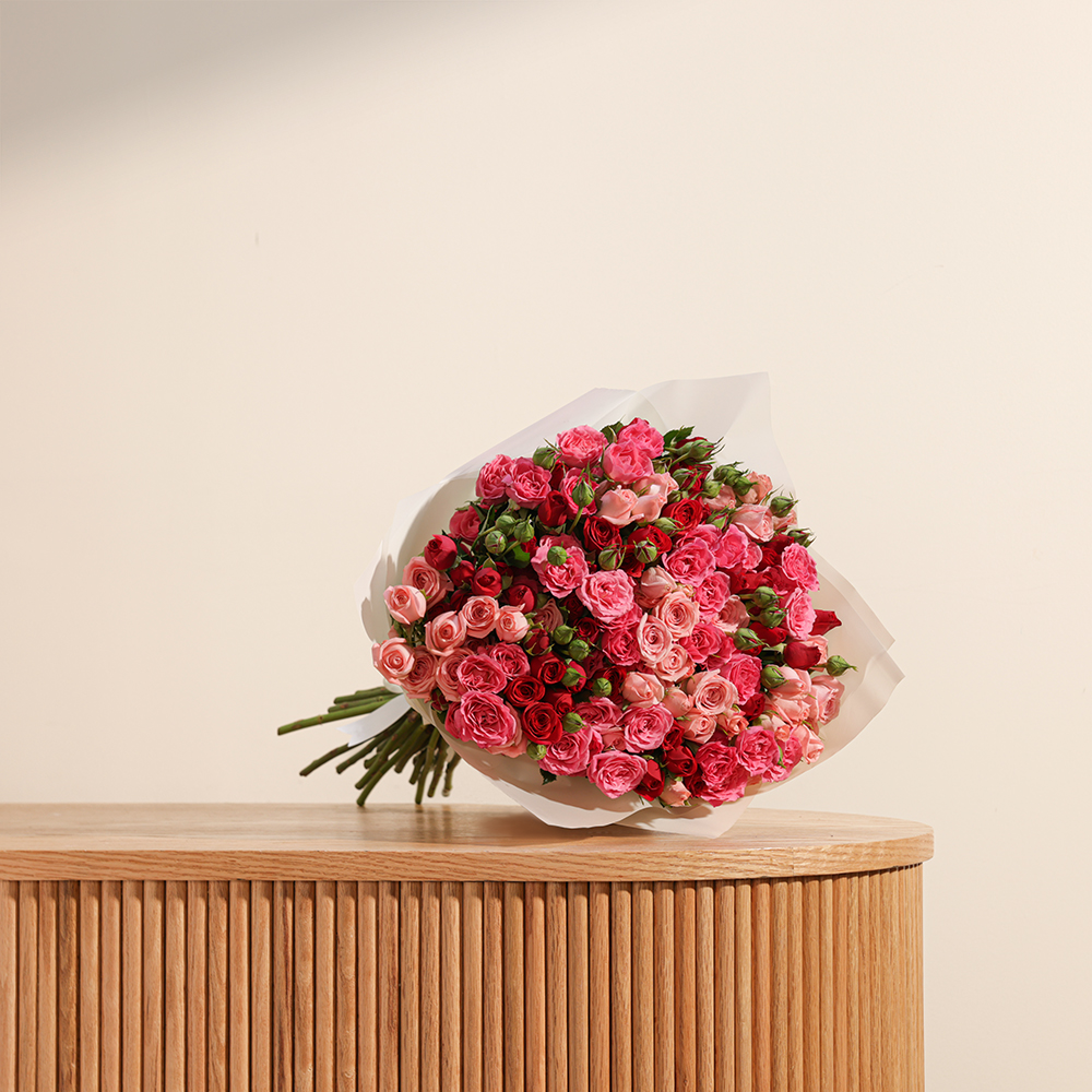 باقة سحر الجوري الفاتن