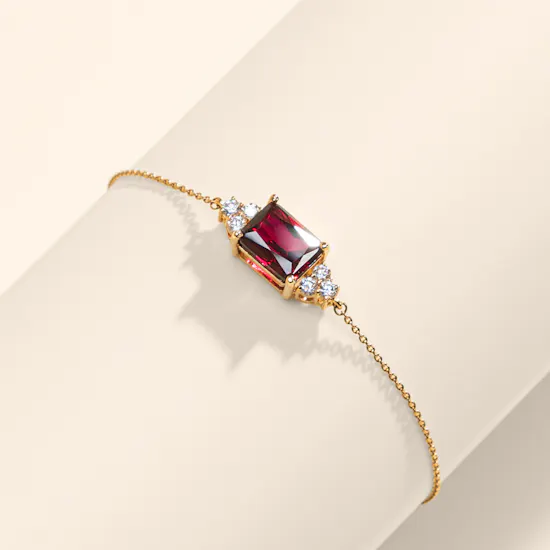 Siran Rose Gold Diamond Bracelet With A Red Stone