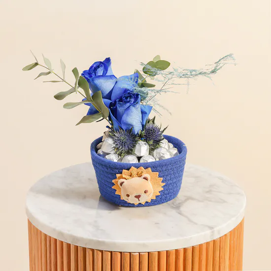 Floward Nutella Chocolate Blue Basket wih Flowers