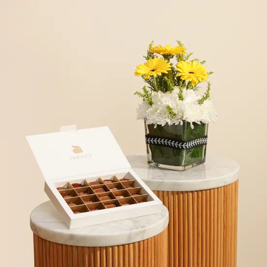 Abucci Classic Chocolate Box | Devotion Flowers Vase