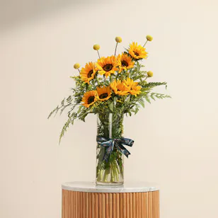 Golden Sunshine Flower Vase Golden Sunshine Flower Vase