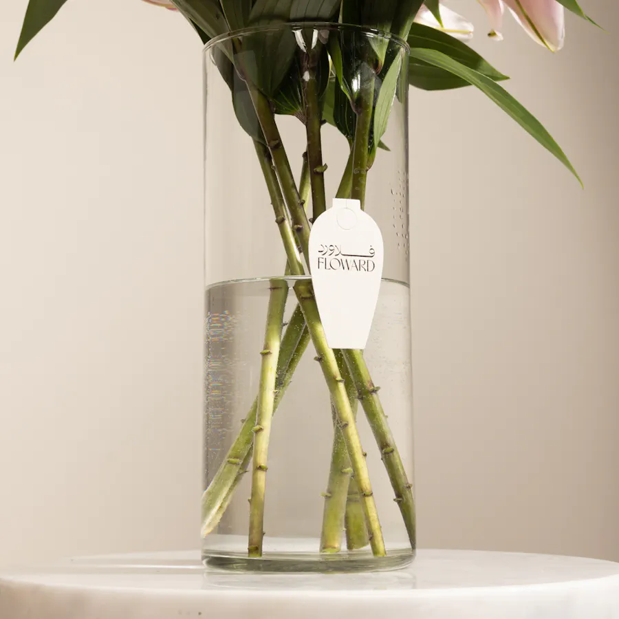 Pinky | 7 Lilies Vase 3