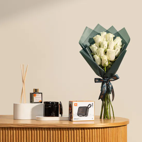 Signature Moments Gift Set | Majestic Flower Bouquet