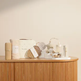 Moonkie Luxe On The Go Beige Gift Set