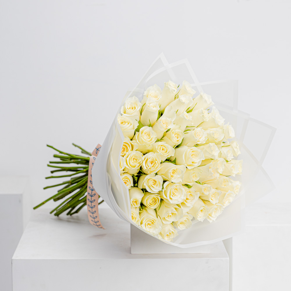 White Elegance Roses Bouquet