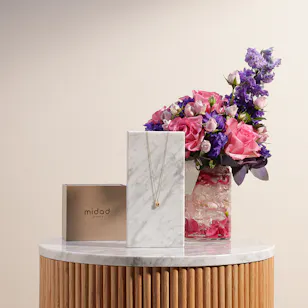 Midad November Necklace | Bright Flowers Midad November Necklace | Bright Flowers