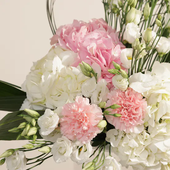 B_Fit Gym Membership Gift Set | Magical Flowers Vase