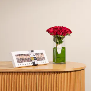 Shan Shal Cigar Chocolate Box | Red Rose Vase