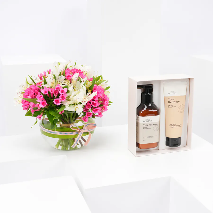 The Face Shop Beyond Total Recovery Set with Blooms Vase 2