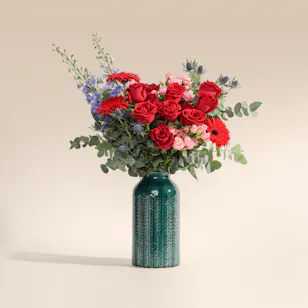 The Happy Twist Flower Vase
