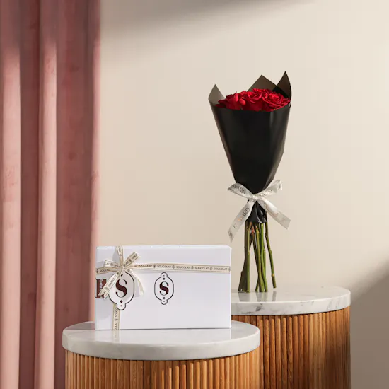 Soucolat Turtle Tablet Chocolate Box | Cheerful Indulgence Flower