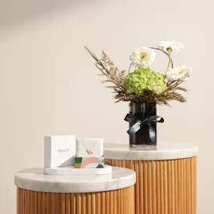 Miss L By L'azurde Saudi Arabia Map Gold Necklace | Blissful Flower Vase Miss L By L'azurde Saudi Arabia Map Gold Necklace | Blissful Flower Vase