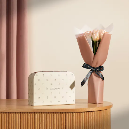 Moonkie Elegant Baby Gift Set | Beauty Flowers Bouquet