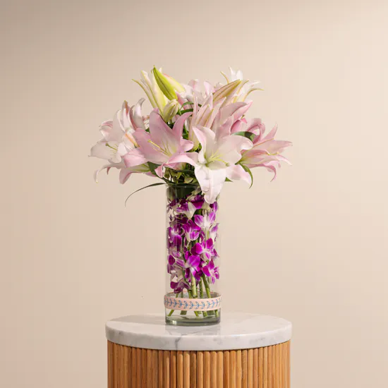Siran by Iram Irregular Shaped Emerald Stones Necklace | Flowers Vase