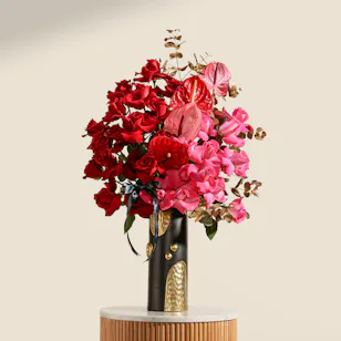 Endless Desire Flower Vase