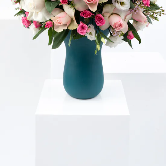Pinky White Blossom | Green Vase