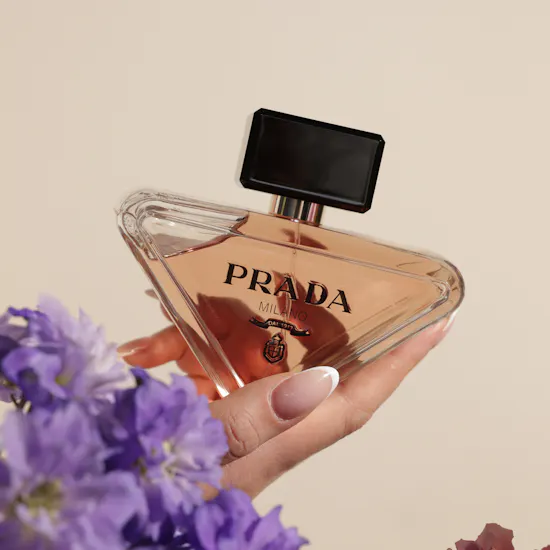 Peony Bloom & Prada Paradoxe Charming Fragrance Box