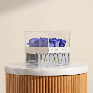 Charming Blue Roses Box Charming Blue Roses Box