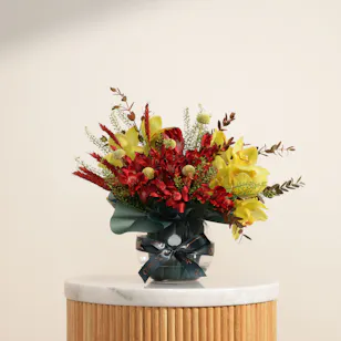 Crimson Sunset Flowers Vase Crimson Sunset Flowers Vase