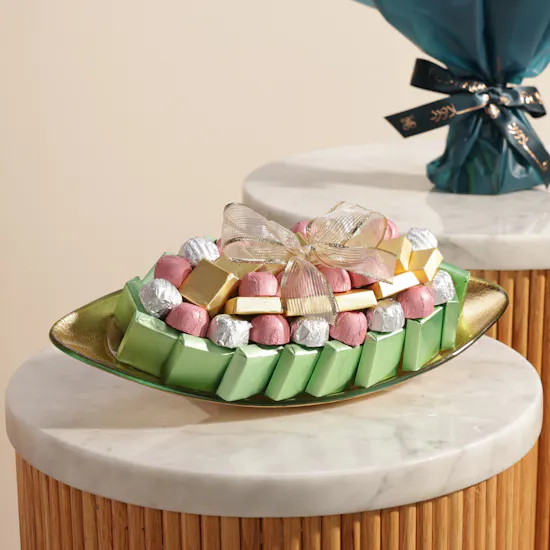Bateel Chocolate Glass Tray | Joyful Flower Bouquet