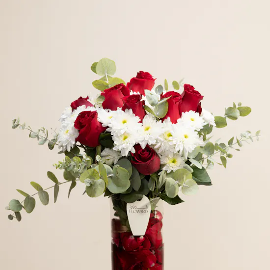 Elegant Flowers Vase