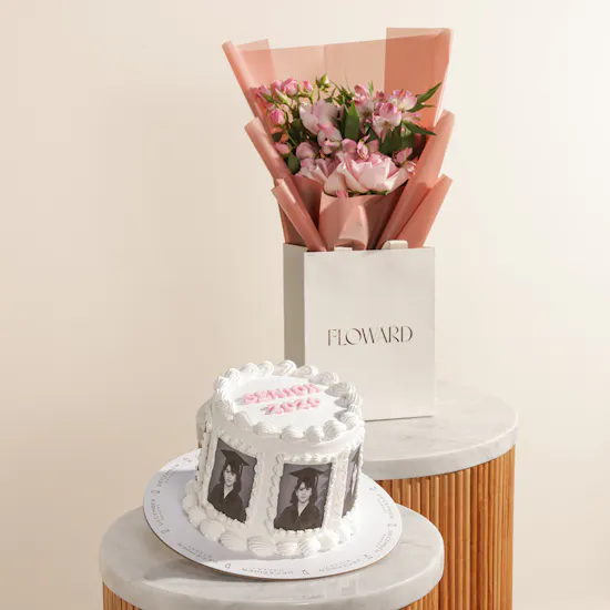 December Cake Personalized Graduation Photo Cake | Moments of Pride Flower Bouquet