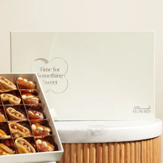 Floward Ramadan Dates and Dried Fruits Large Box