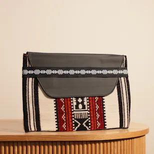 Kaseb Sadu Heritage Pouch Kaseb Sadu Heritage Pouch