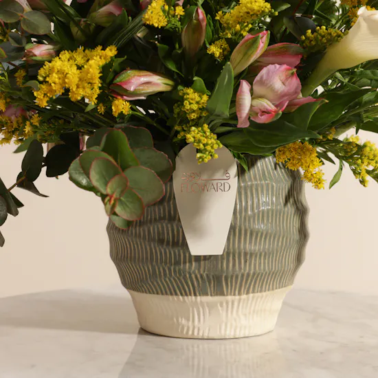 Stunning Beauty Flower Vase