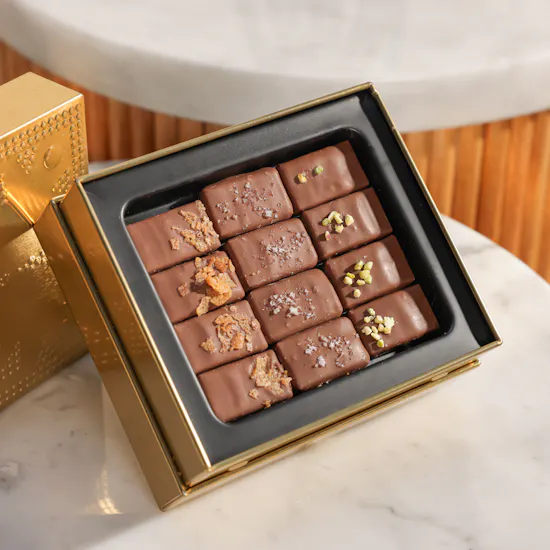Nagwa Small Golden Chocolate Box | Get Well Soon Warmth Flowers