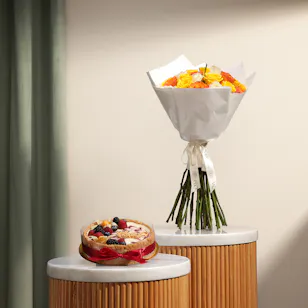 Cheese Cloud Raspberry Cheesecake | Dreamy Roses Bouquet