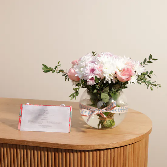 Klar Nail Bar & Spa Gift Card | Flower Vase