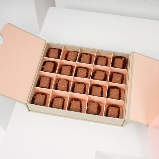 Floward Crunchy Chocolate Box | White Roses