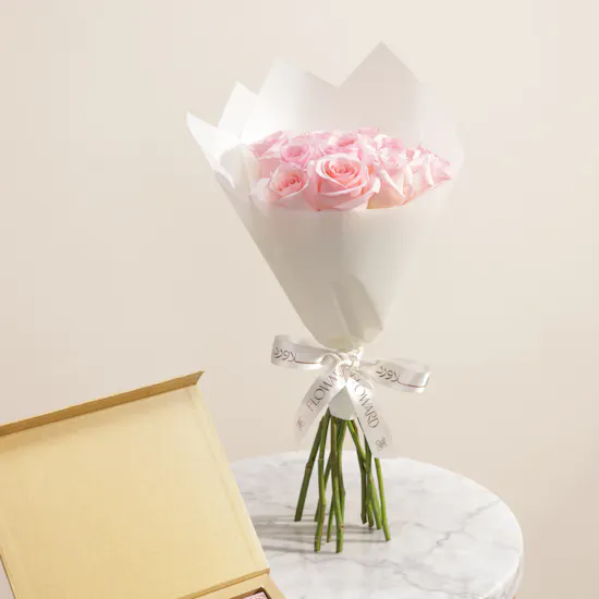 Venchi Prestige Chocoviar and Cremino Chocolate Two-Layer Gift Box | Delicate Flowers