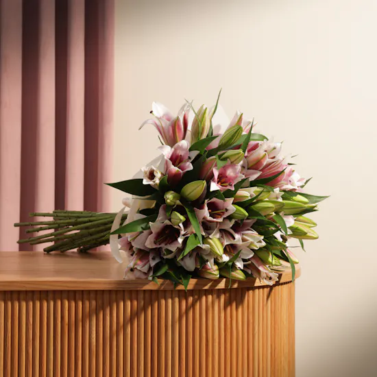 Soft Pink Lilies Bouquet | 25 Flowers