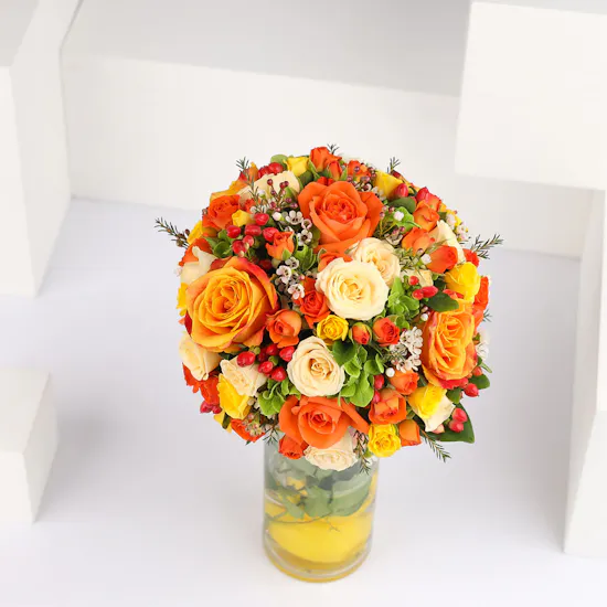 Fresh Flowers | Lemon Vase