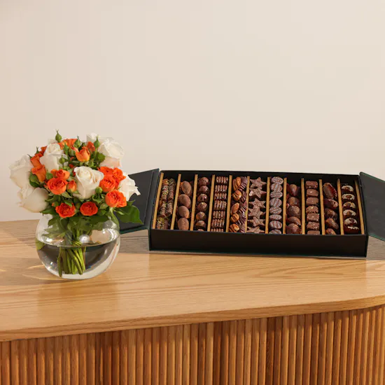 Apres Mix Chocolate Box | Roses Vase