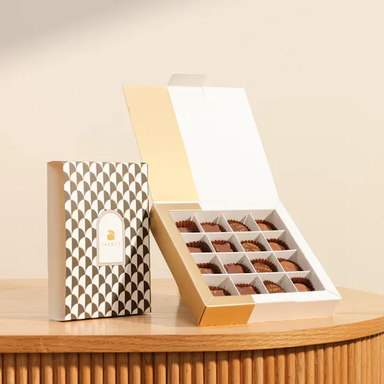 Abucci Black and Gold Chocolates Box | 16 Pieces