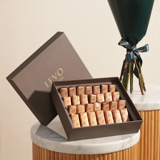 Levo Crepe Dentelle Medium Chocolate Box | Father's Day Flower Bouquet