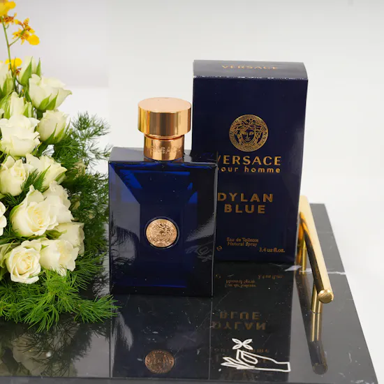 Versace Dylan Blue Pour Homme EDT 100 ml | White Blooms Tray