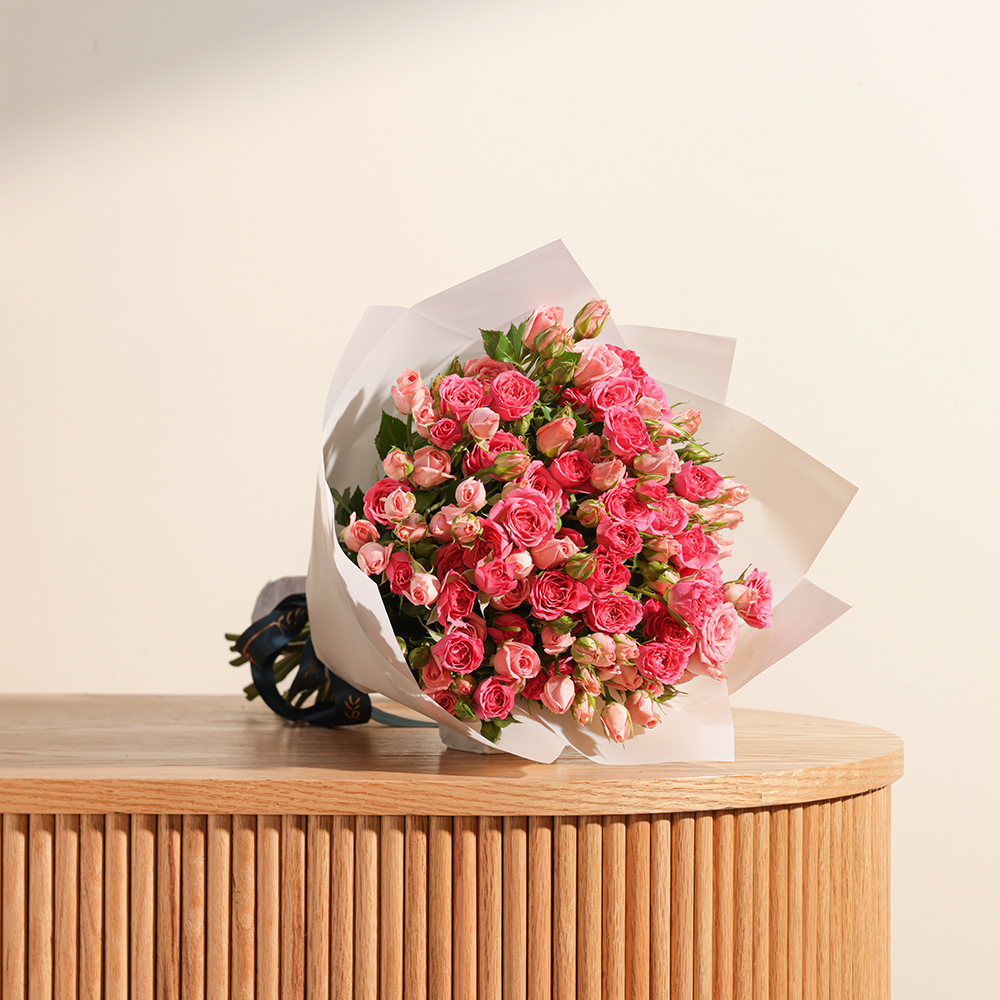 باقة أناقة الجوري الفريد