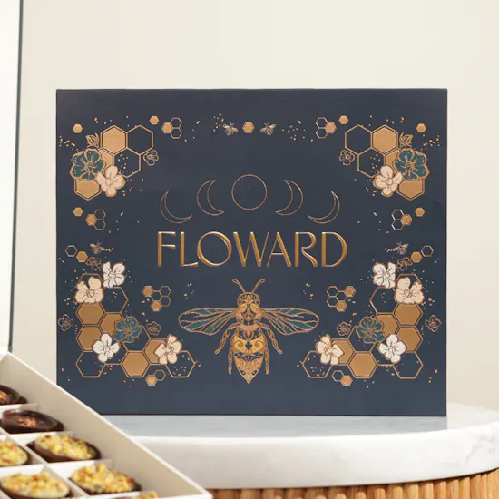 Floward Essence of Joy Medium Chocolate Box