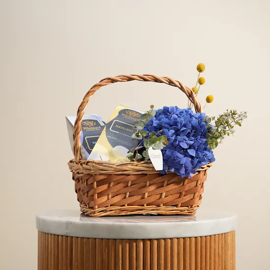 Whittard Flavored Coffee and Flowers Small Basket