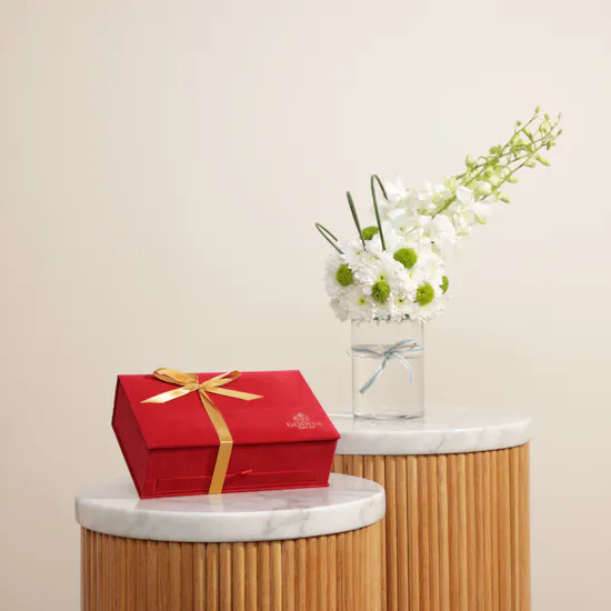 Godiva Small Royal Chocolate Box | Whispered Blooms Vase